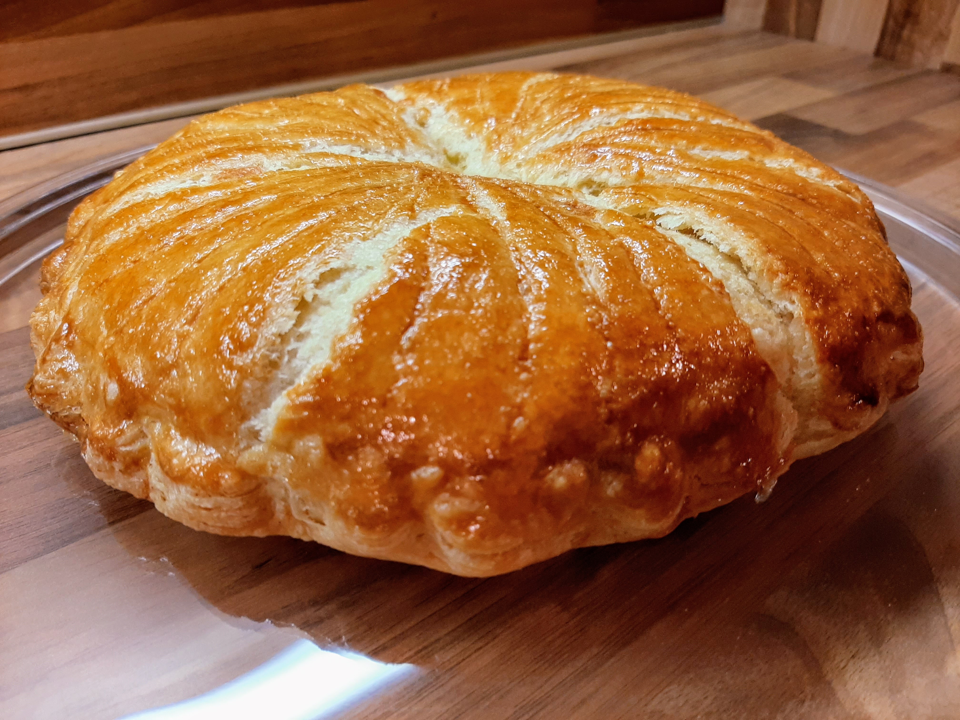 Galette des Rois (Hausgemachter Blätterteig und Mandeln-Creme)