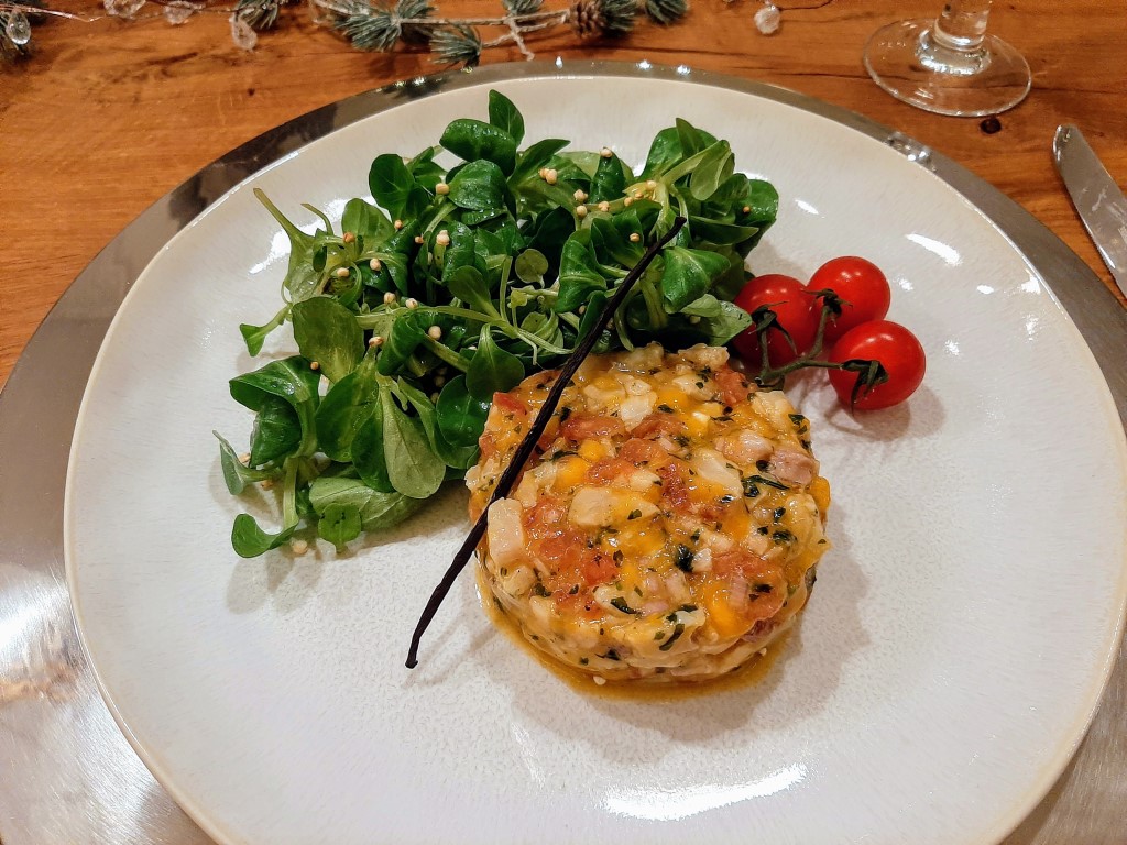 Doraden Tartar - Mango - Tomaten - Koriander - Vanille Marinade