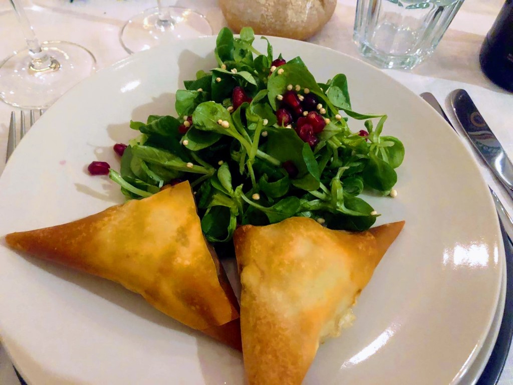 Samossas von Ziegenkäse - Lauch Fondue - Hönig - Thymian